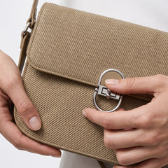 ONA KHAKI