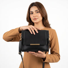 DOVE BLACK HANDBAG
